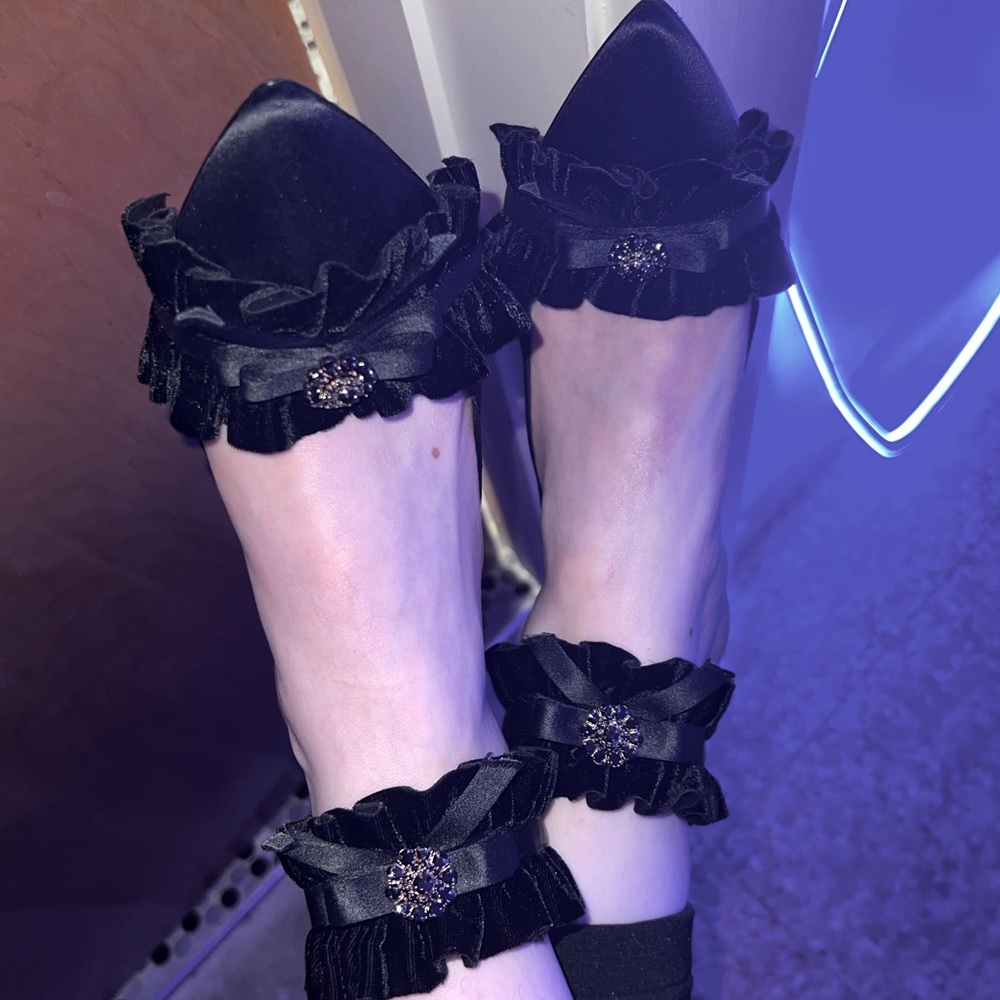 Alice + Olivia Satin Pumps